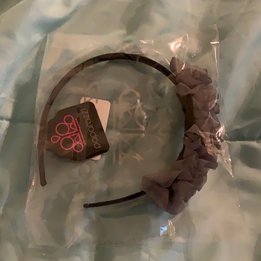 Black and grey brand new paparazzi headband